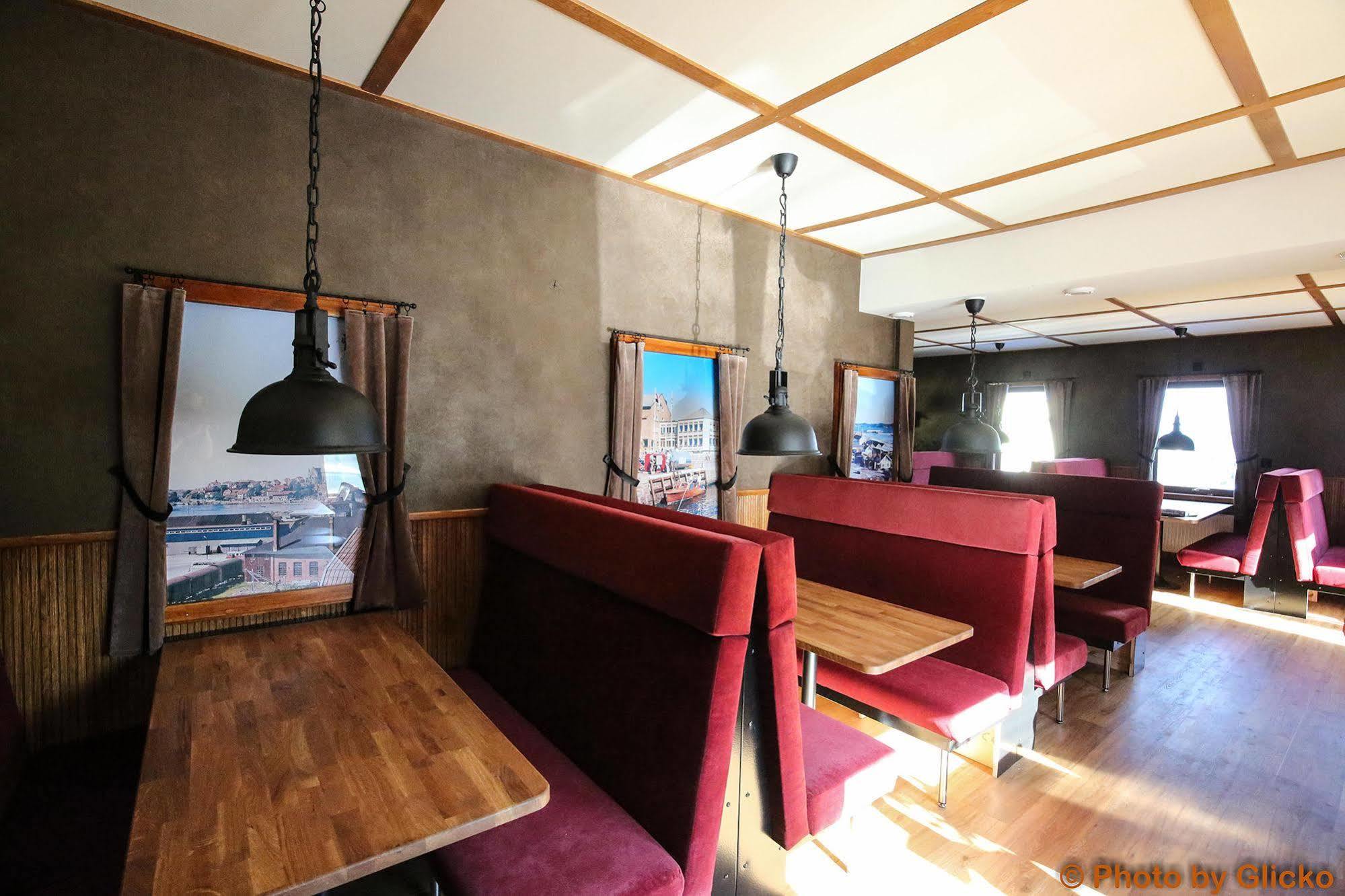 Hotell Villa Solviken リューセヒール エクステリア 写真
