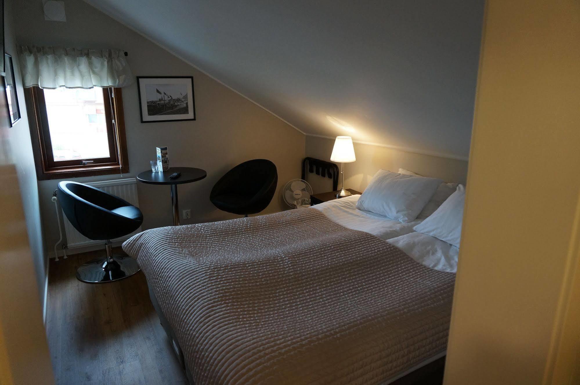 Hotell Villa Solviken リューセヒール エクステリア 写真